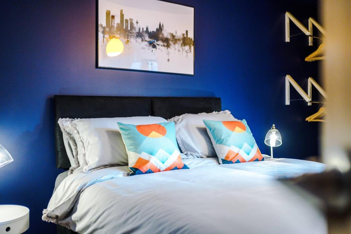 High Reviewed 1-Bed With Parking Central Location Liverpool Buitenkant foto