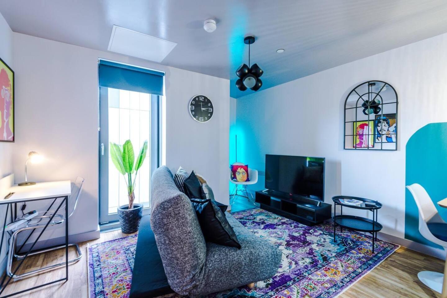 High Reviewed 1-Bed With Parking Central Location Liverpool Buitenkant foto